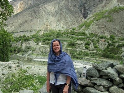 Siobhan Macauley Cycling on the  tour with redspokes
